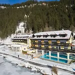 Via Salina - Am - Adults Only 4*