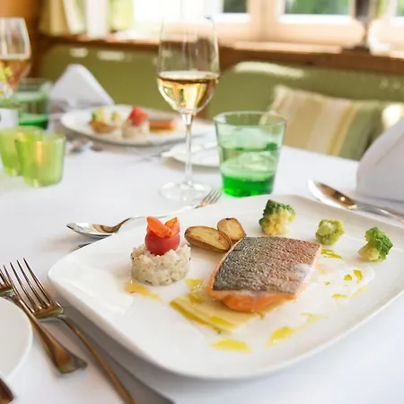 Hotel Via Salina - Am See Haldensee