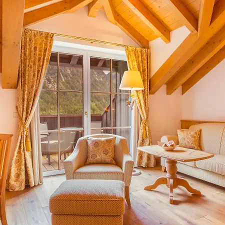Hotel Via Salina - Am See Haldensee