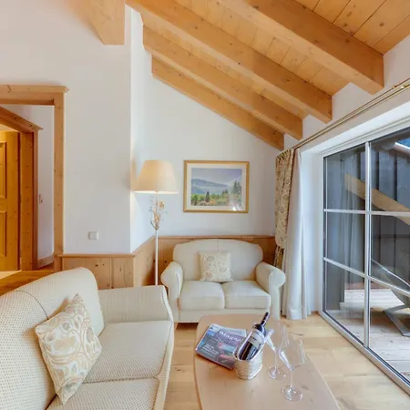 Via Salina - Am - Adults Only