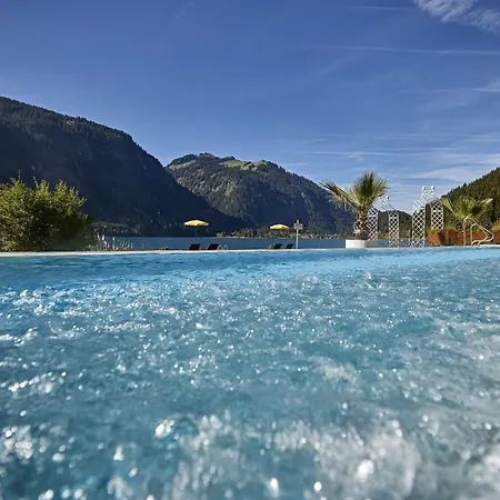 Via Salina - Am - Adults Only