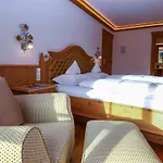 Via Salina - Am - Adults Only 4*